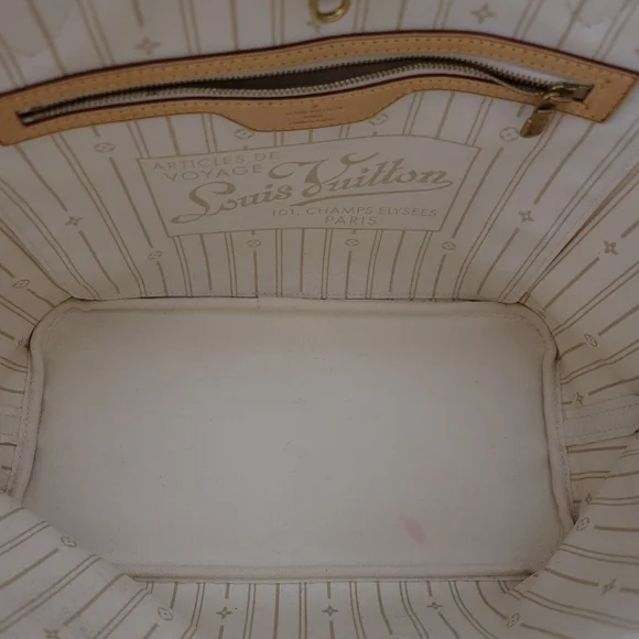 Louis Vuitton Cream and Tan Checkered Tote - Picture 8 of 13